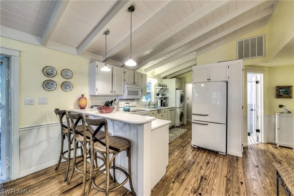 966 Fitzhugh Street Sanibel FL 33957