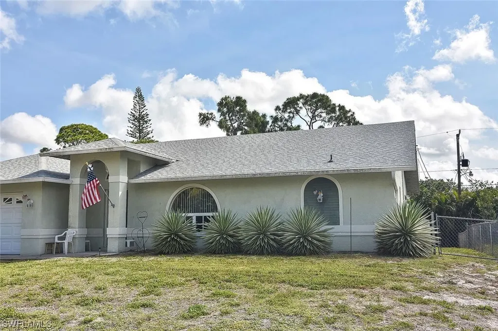 18461 Sunflower Road Fort Myers FL 33967