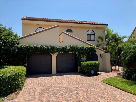 6805 Sand Pointe Circle
