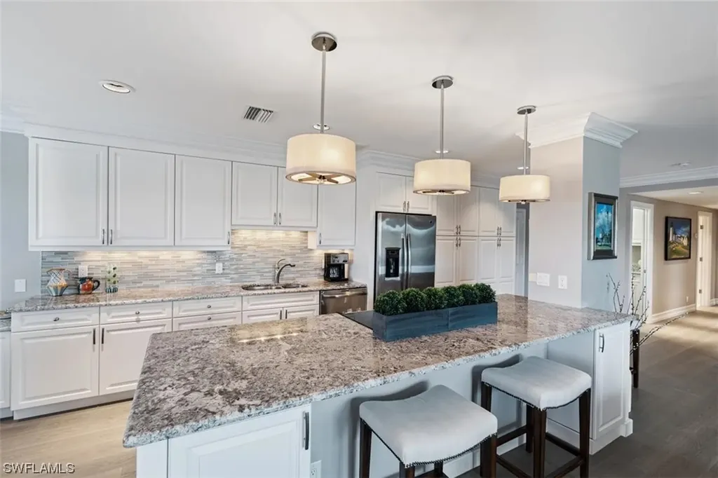 1325 7th Street S Naples FL 34102