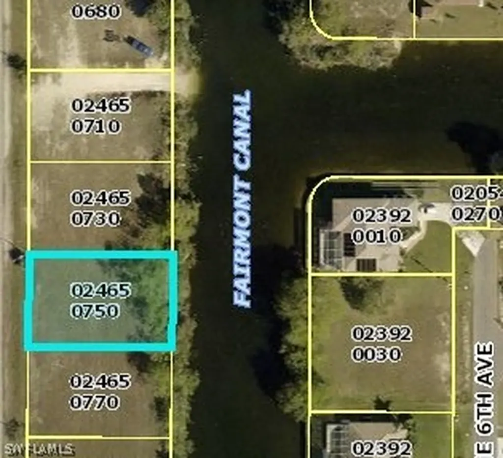 1121 NE 5th Place Cape Coral FL 33909
