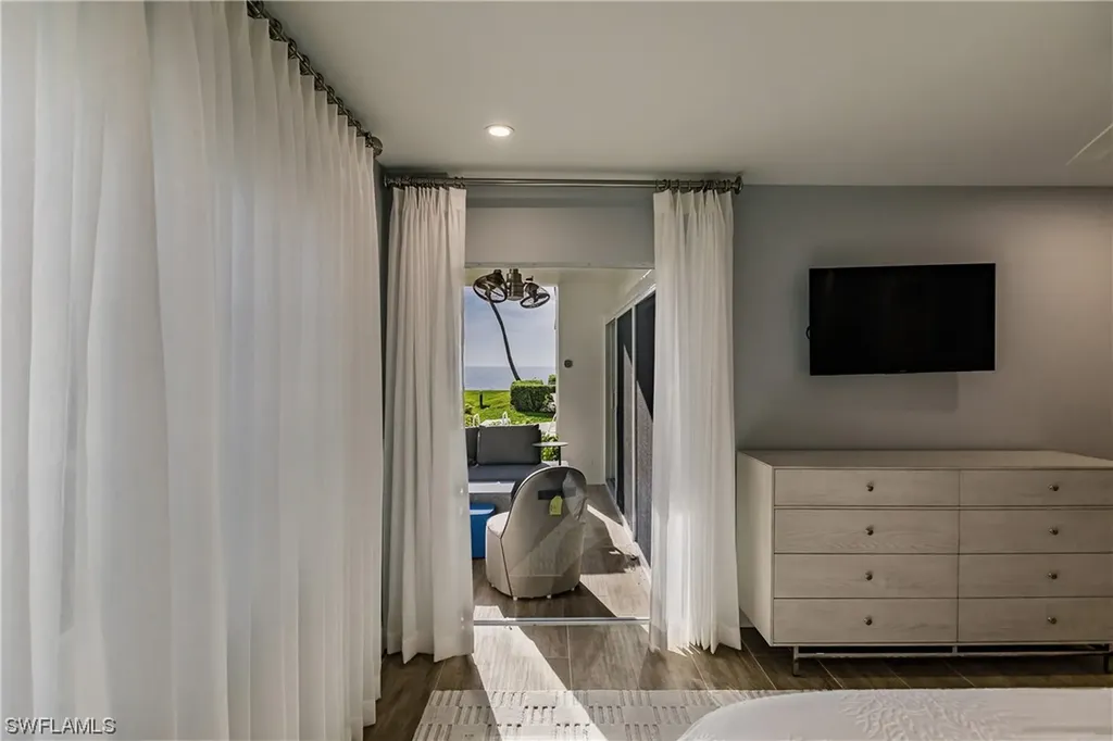3443 Gulf Shore Boulevard N Naples FL 34103