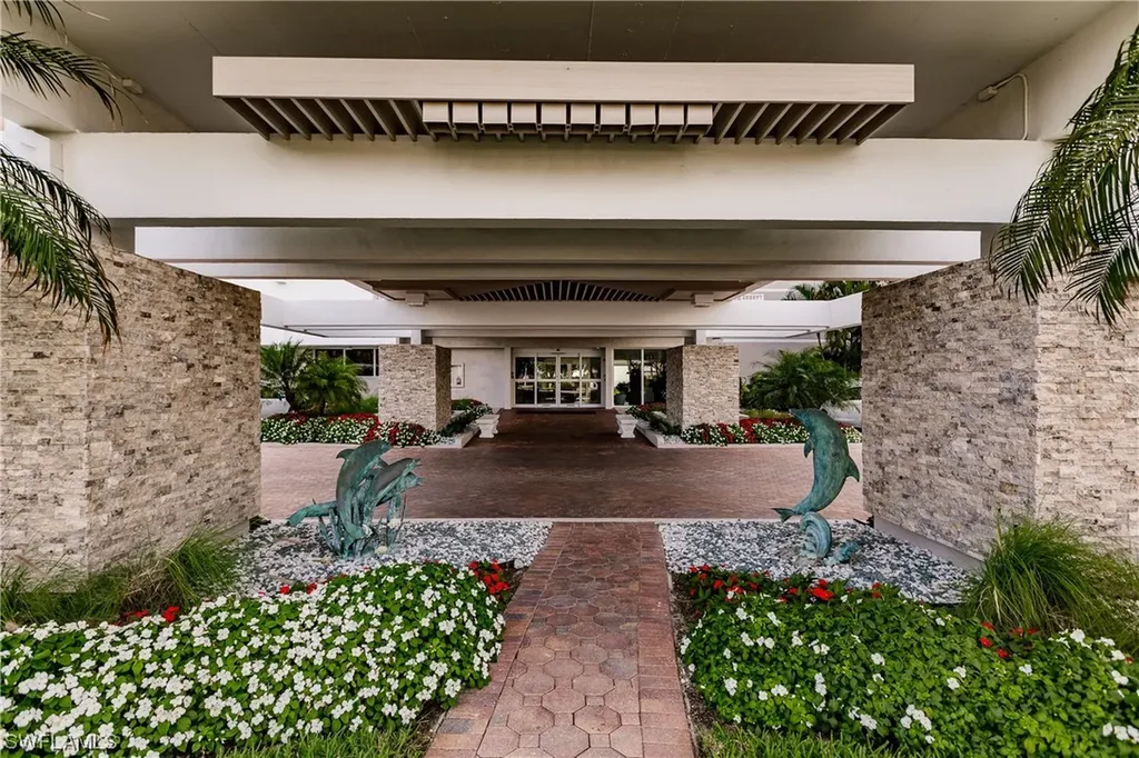 3443 Gulf Shore Boulevard N Naples FL 34103