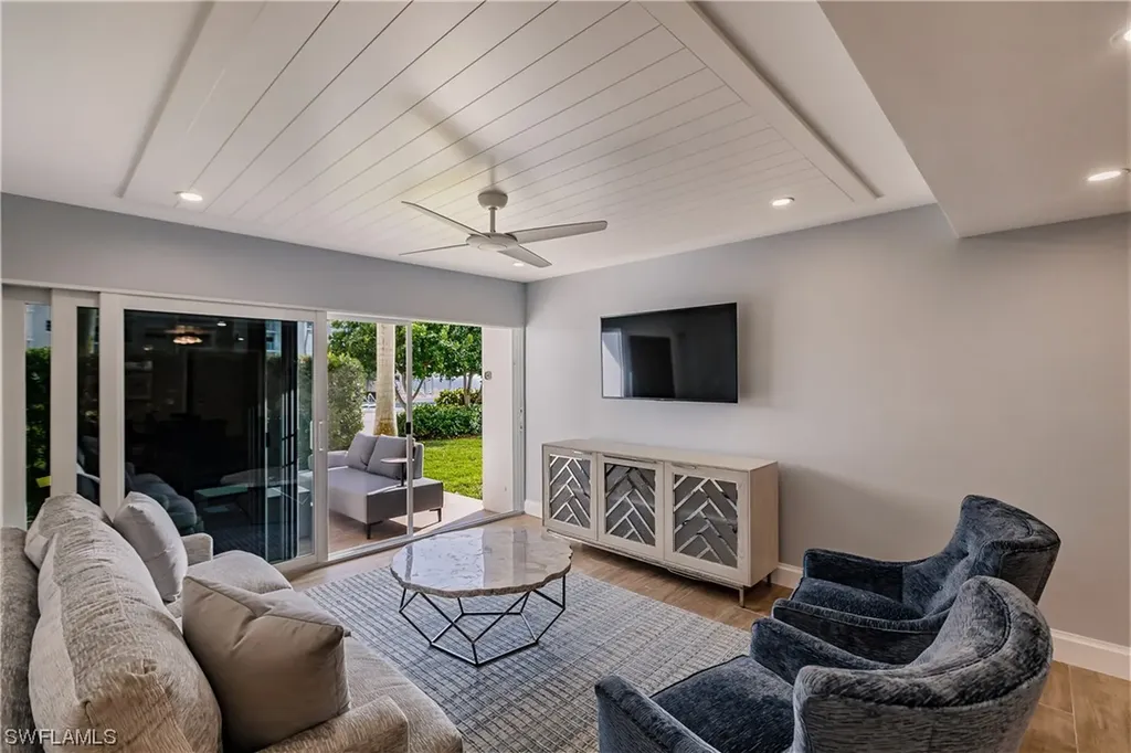 3443 Gulf Shore Boulevard N Naples FL 34103