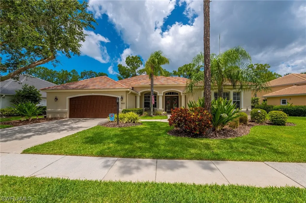 8137 Lowbank Drive Naples FL 34109