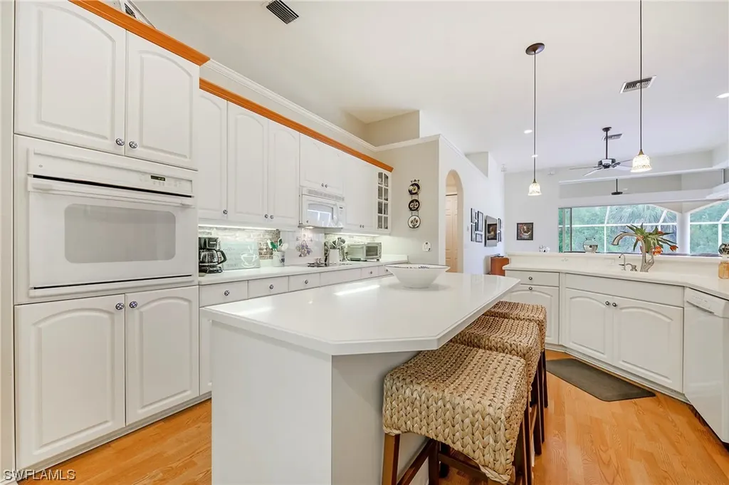 8137 Lowbank Drive Naples FL 34109