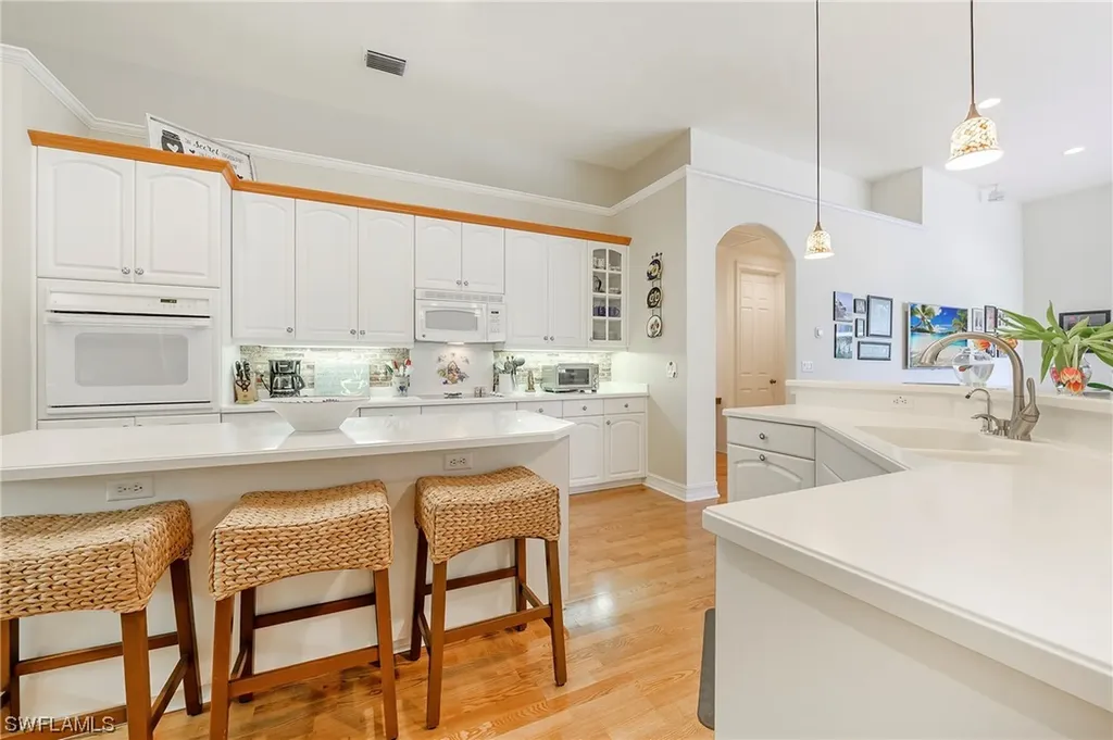 8137 Lowbank Drive Naples FL 34109
