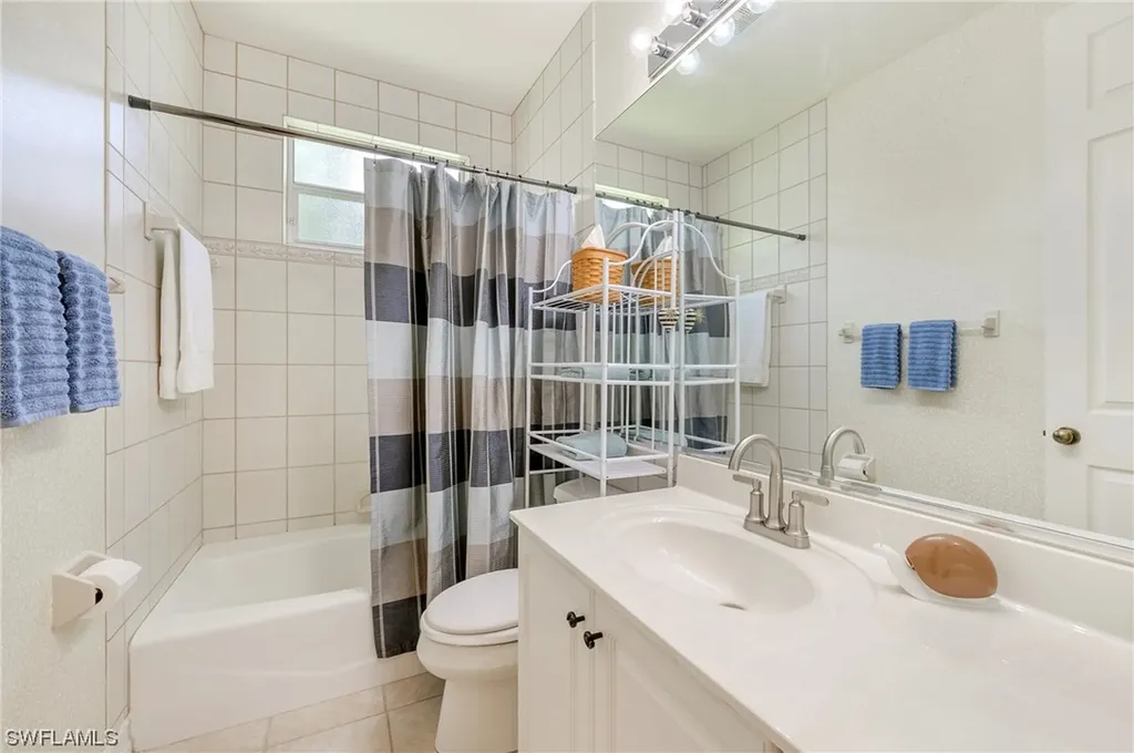 8137 Lowbank Drive Naples FL 34109