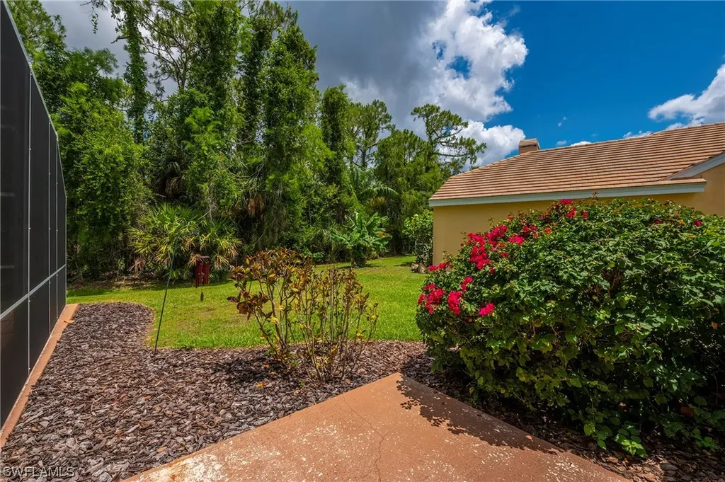 8137 Lowbank Drive Naples FL 34109