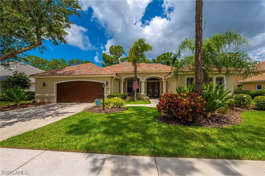 8137 Lowbank Drive Naples FL 34109