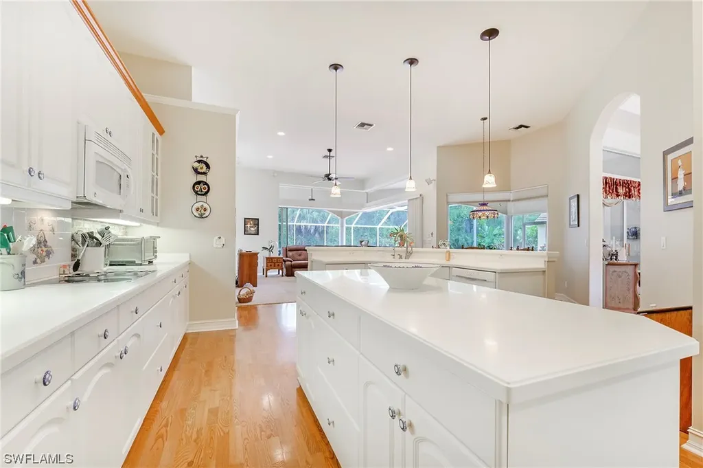 8137 Lowbank Drive Naples FL 34109