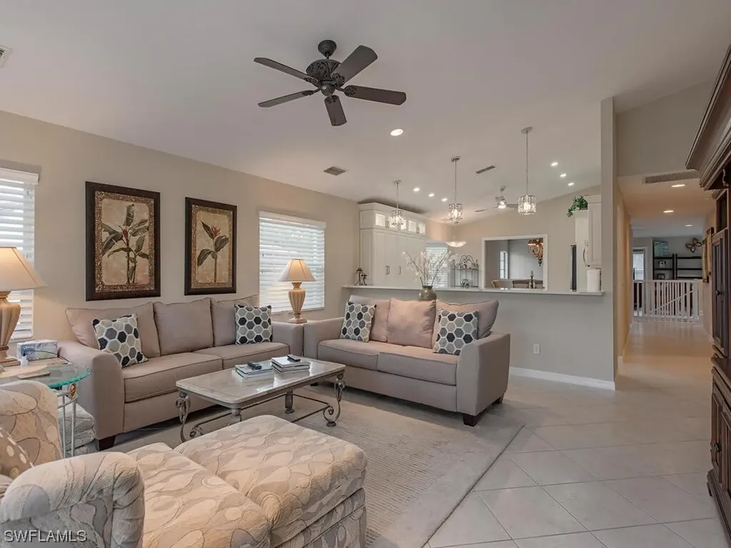 4475 Dover Court Naples FL 34105