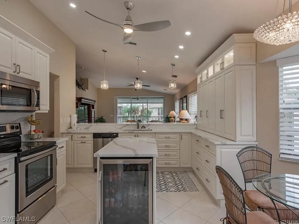 4475 Dover Court Naples FL 34105