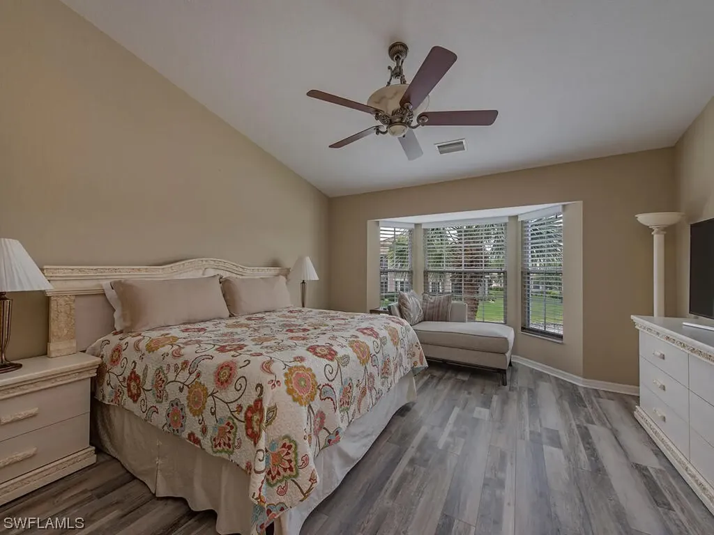 4475 Dover Court Naples FL 34105