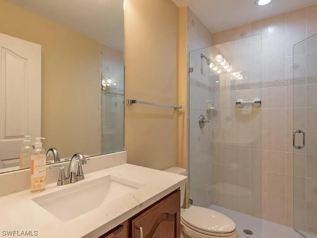4475 Dover Court Naples FL 34105