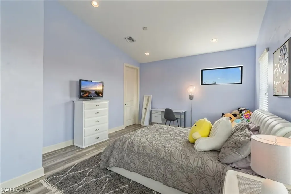 9143 Trivoli Terrace Naples FL 34119