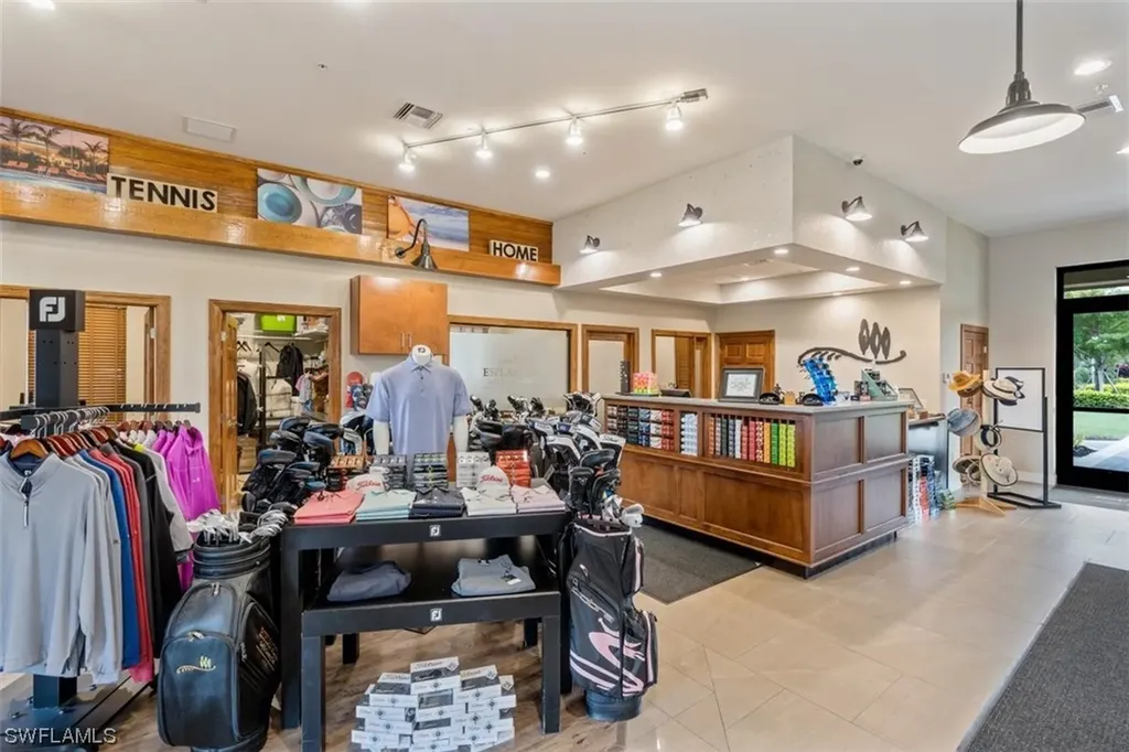9143 Trivoli Terrace Naples FL 34119