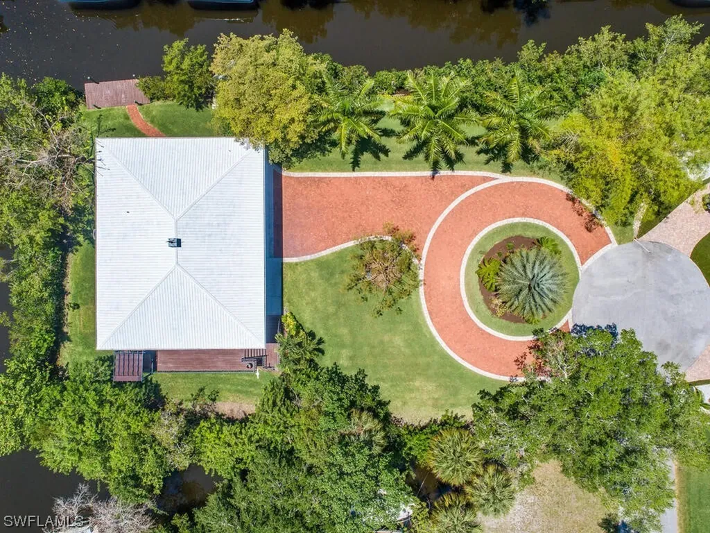 4851 Snarkage Drive Bonita Springs FL 34134