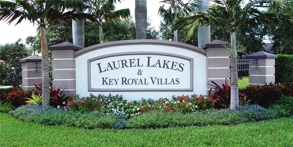 8293 Laurel Lakes Way Naples FL 34119