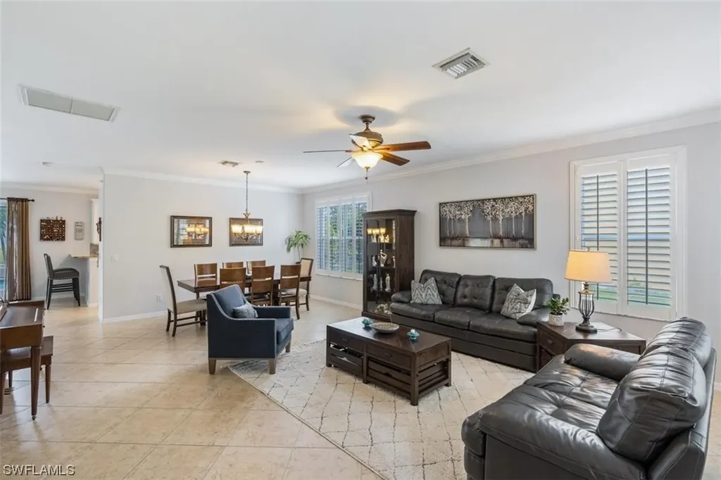 8293 Laurel Lakes Way Naples FL 34119