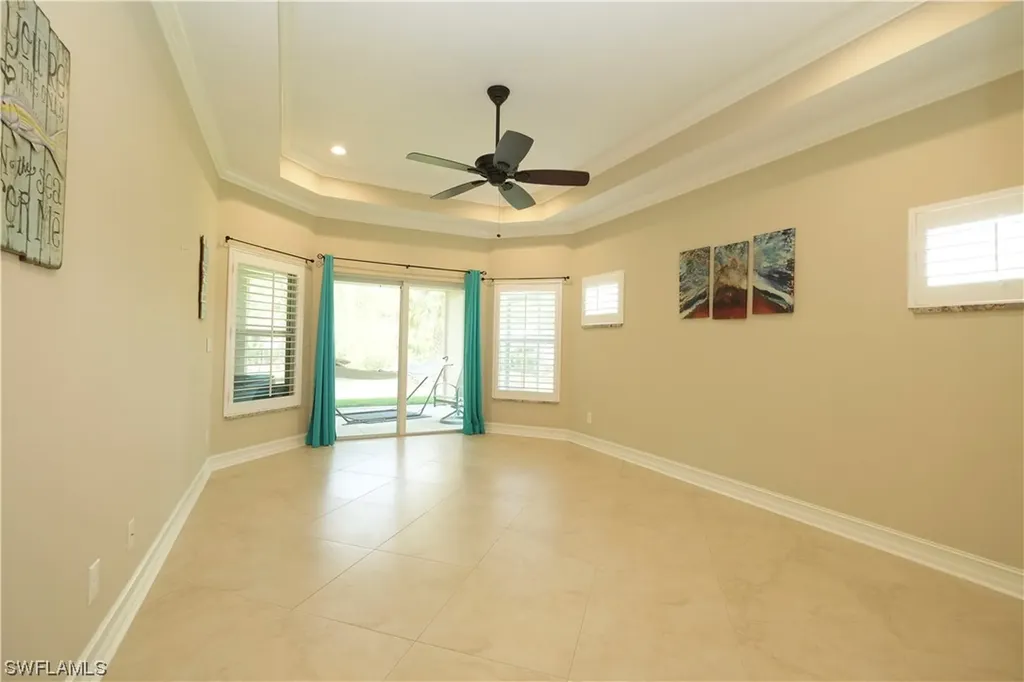 1895 24th Avenue NE Naples FL 34120
