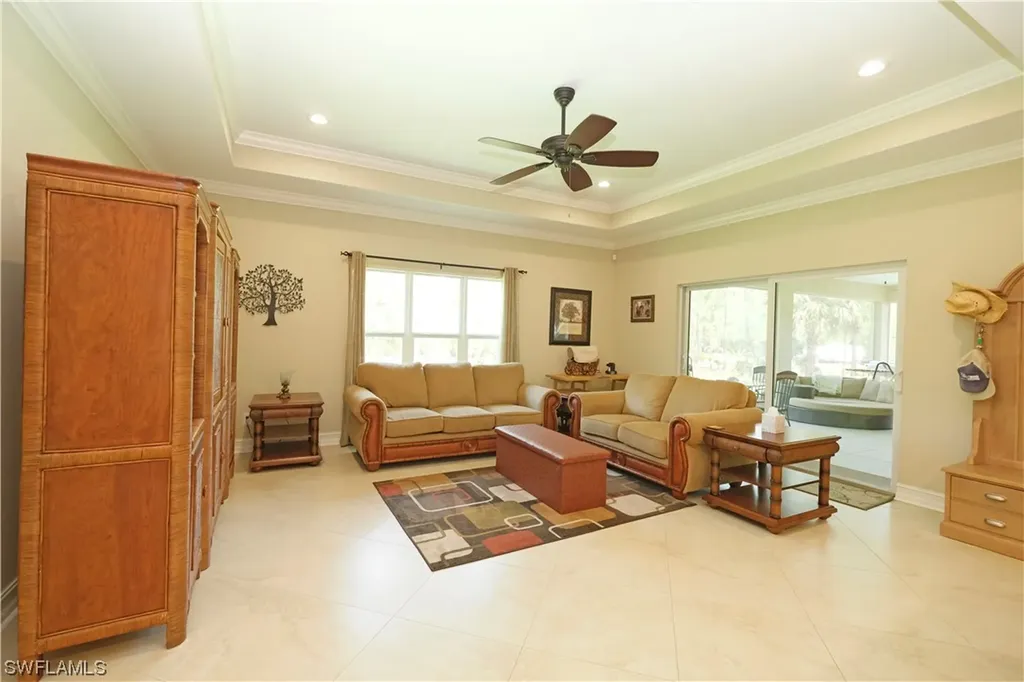 1895 24th Avenue NE Naples FL 34120