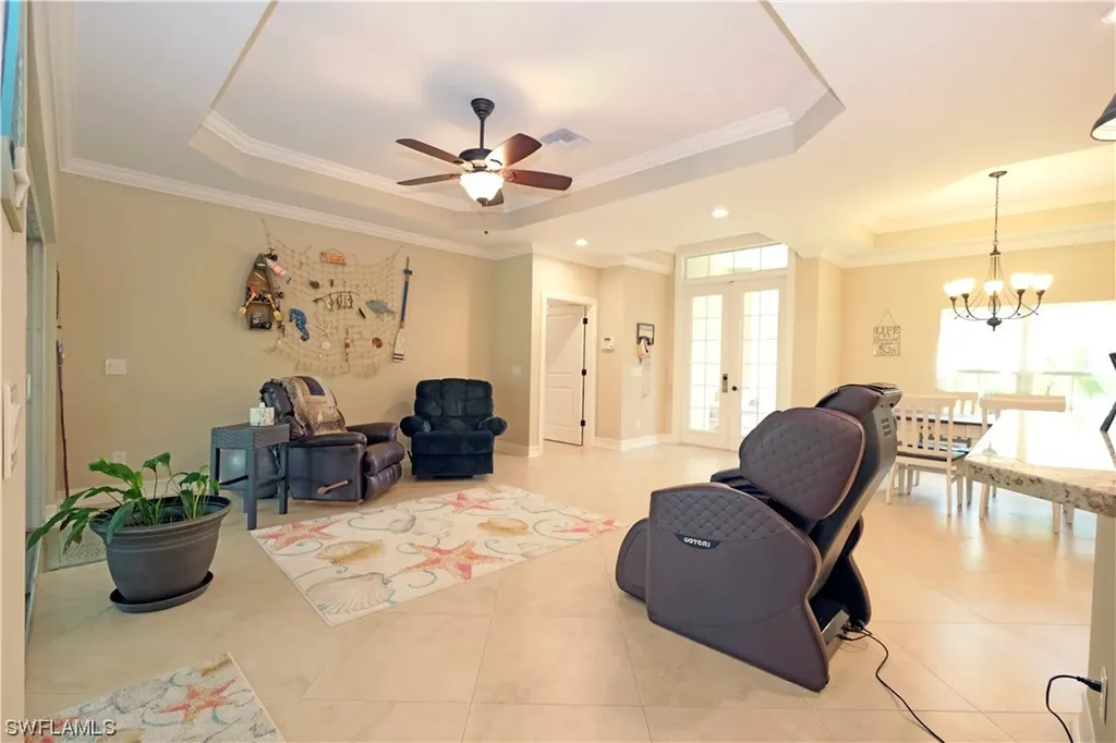 1895 24th Avenue NE Naples FL 34120