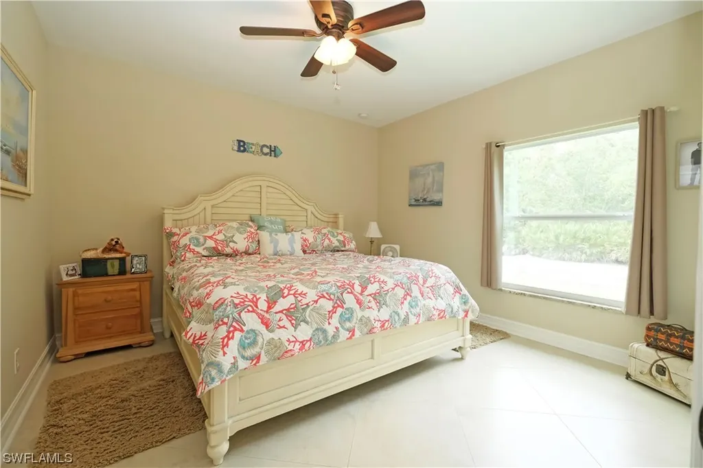 1895 24th Avenue NE Naples FL 34120