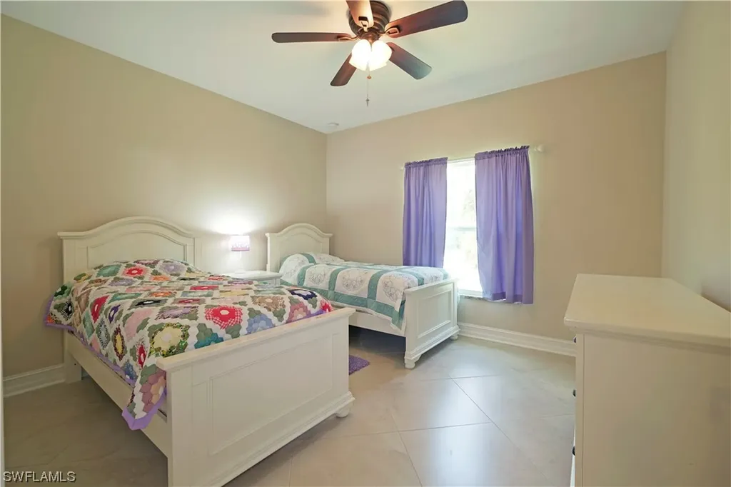 1895 24th Avenue NE Naples FL 34120