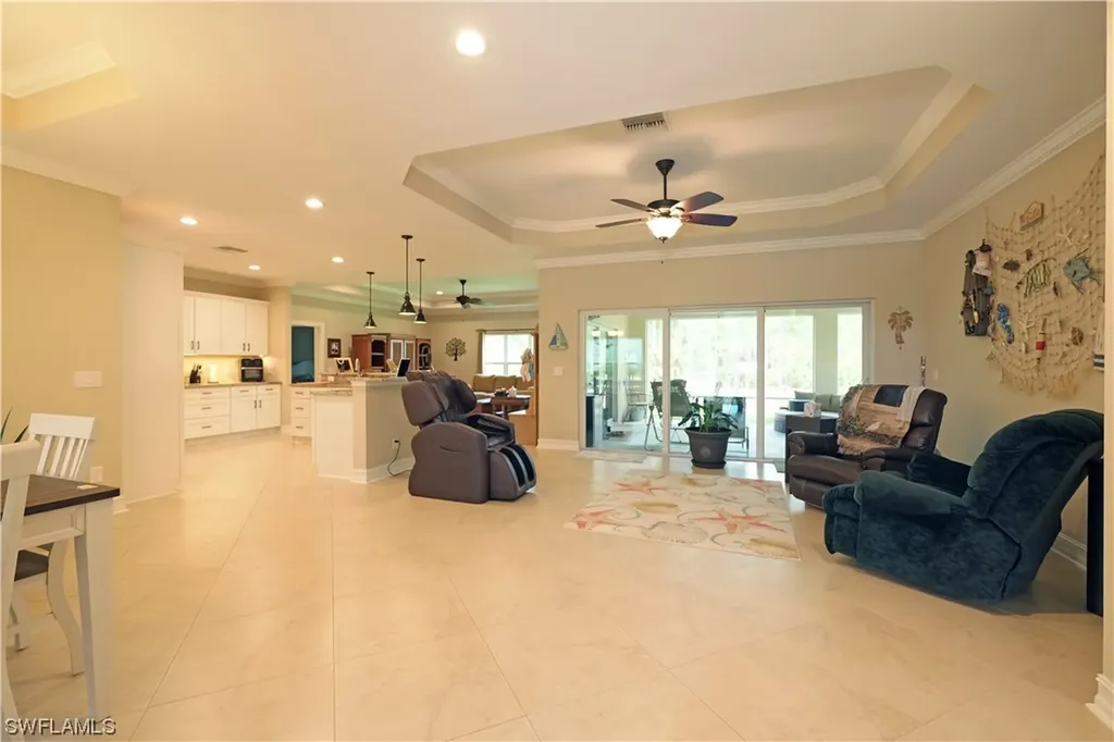 1895 24th Avenue NE Naples FL 34120