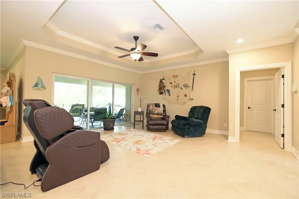 1895 24th Avenue NE Naples FL 34120