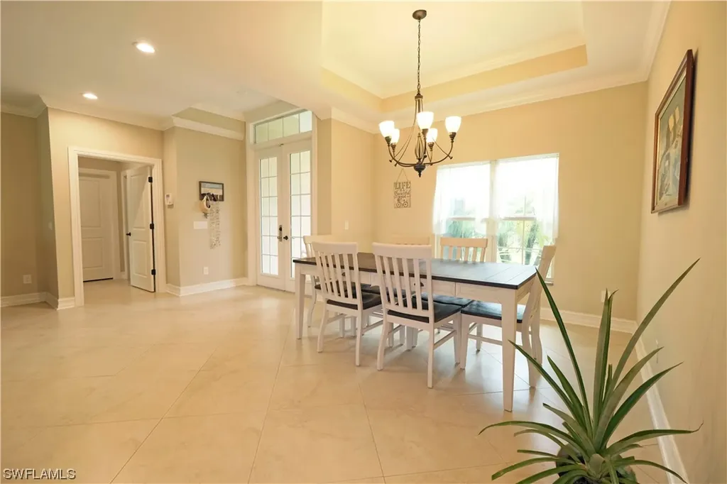 1895 24th Avenue NE Naples FL 34120