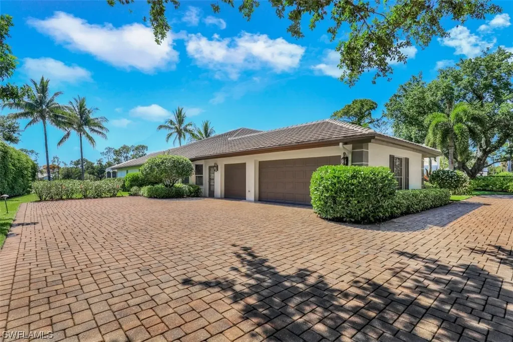 12911 Coco Plum Lane Naples FL 34119