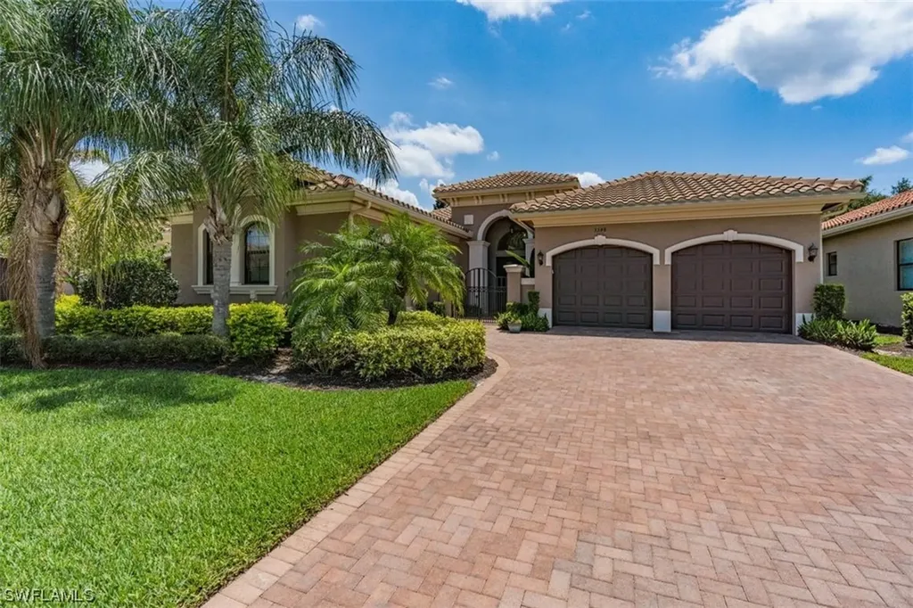 3348 Atlantic Circle Naples FL 34119
