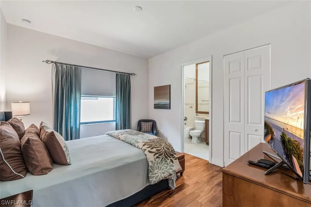 3348 Atlantic Circle Naples FL 34119