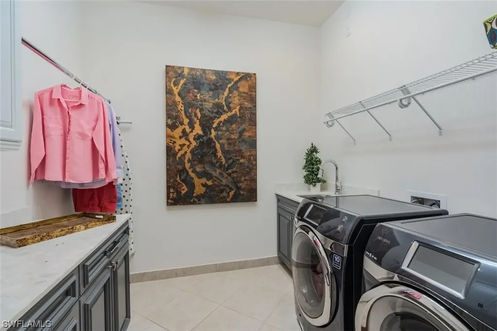 3348 Atlantic Circle Naples FL 34119