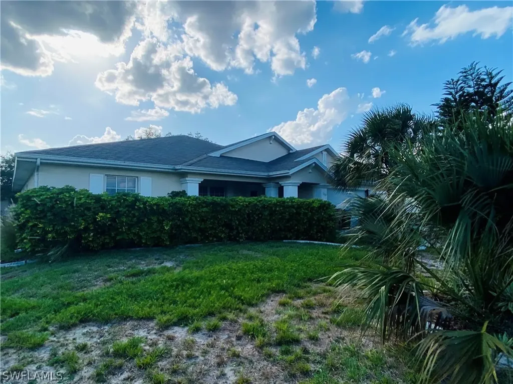 3622 NE 18th Place Cape Coral FL 33909