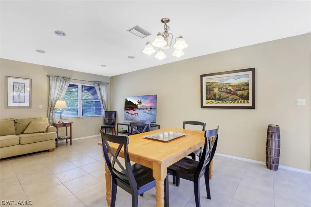 601 109th Avenue N Naples FL 34108