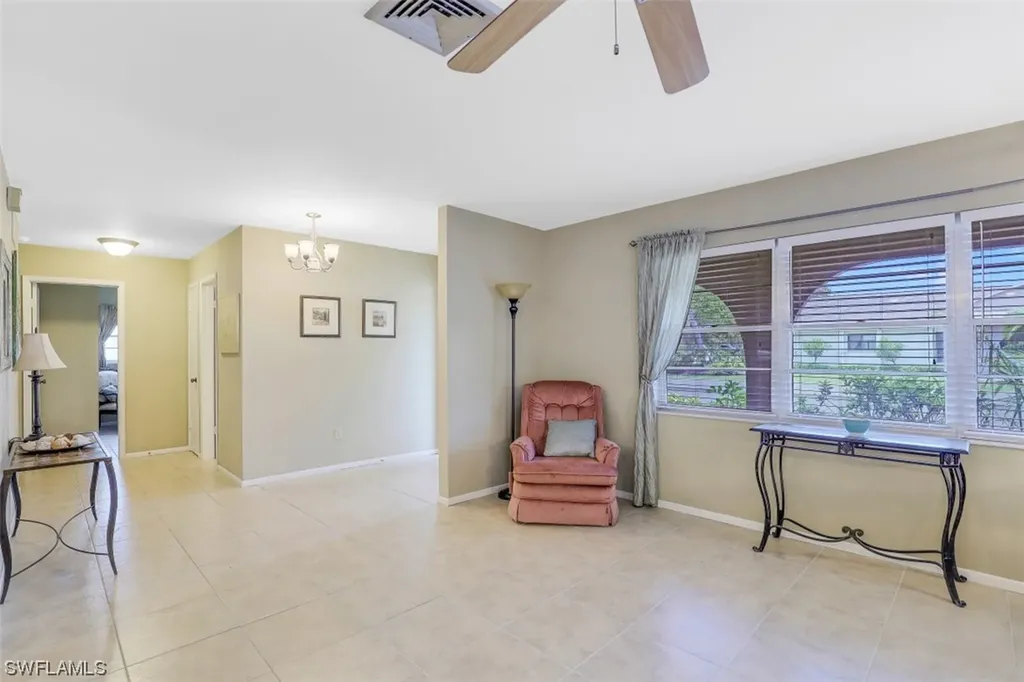 601 109th Avenue N Naples FL 34108
