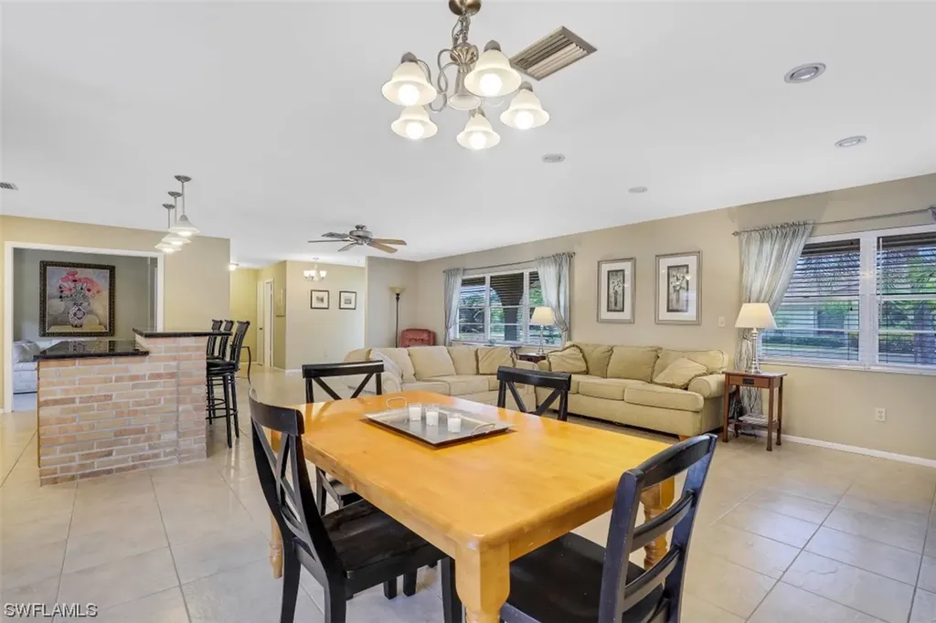 601 109th Avenue N Naples FL 34108