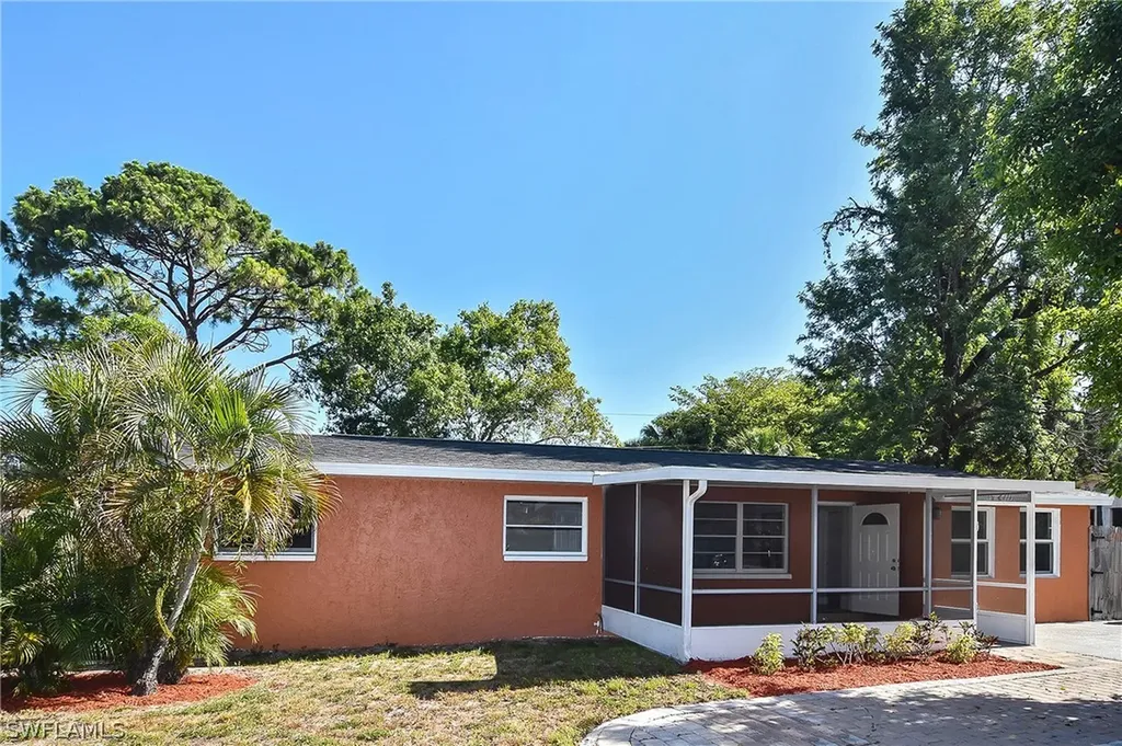 4993 Sherry Street Fort Myers FL 33905