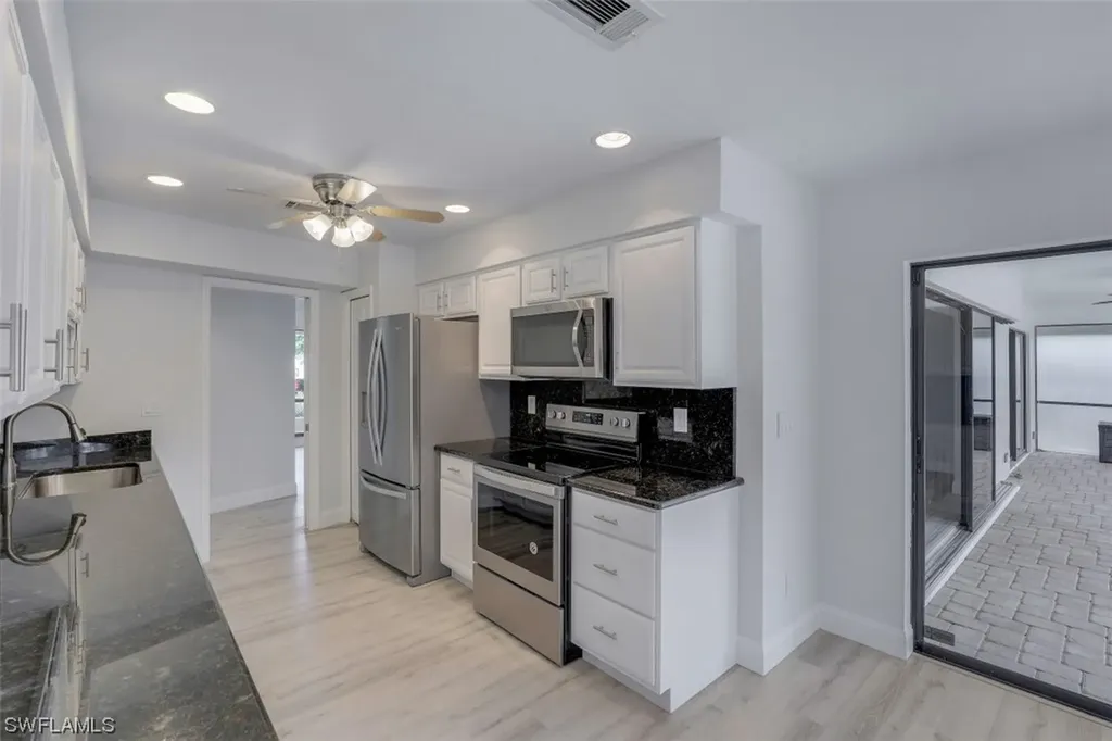 2225 Royal Lane Naples FL 34112
