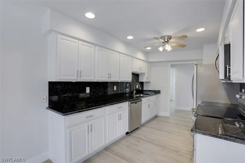 2225 Royal Lane Naples FL 34112