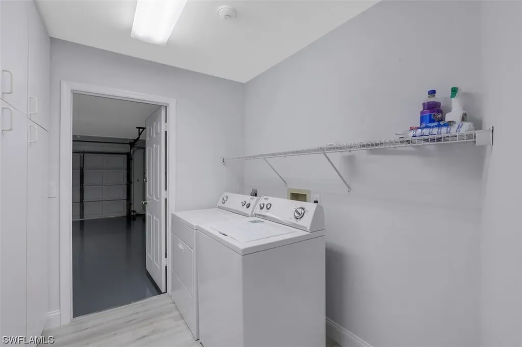 2225 Royal Lane Naples FL 34112