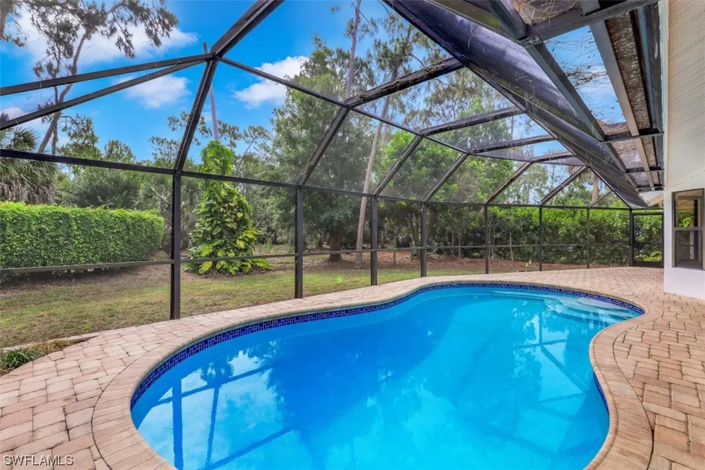 2225 Royal Lane Naples FL 34112