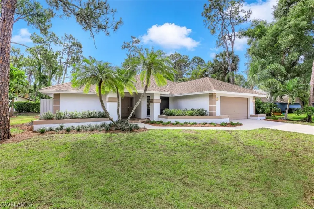 2225 Royal Lane Naples FL 34112