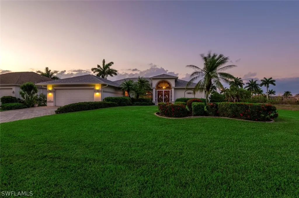 2815 SW 37th Terrace Cape Coral FL 33914