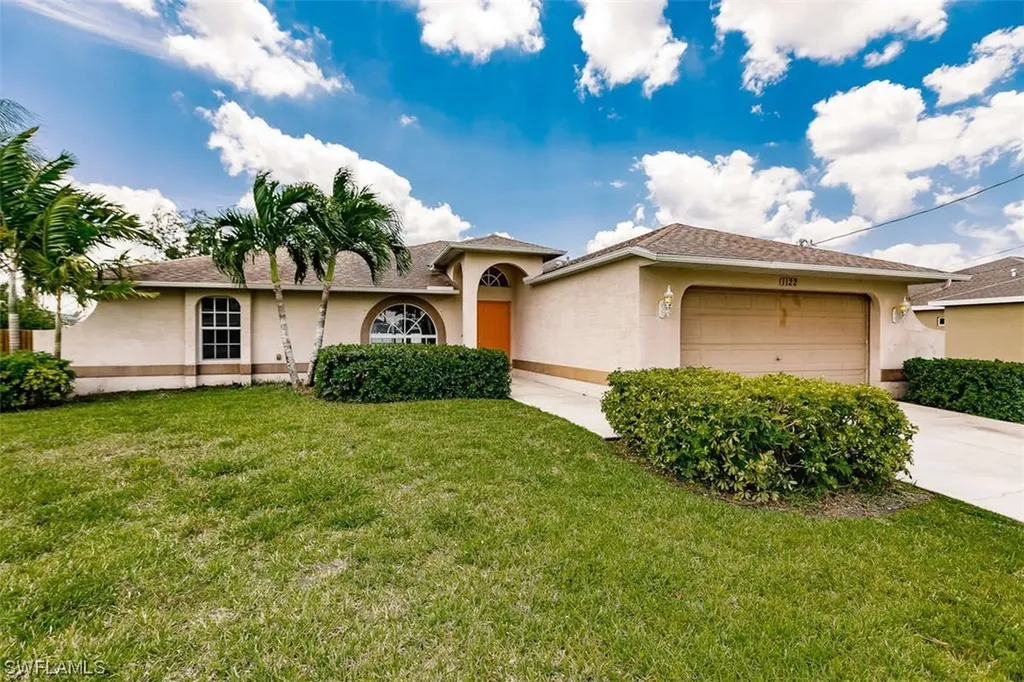 1122 SW 39th Terrace Cape Coral FL 33914