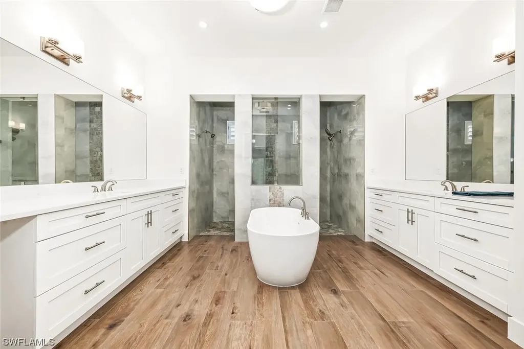 7437 Acorn Way Naples FL 34119