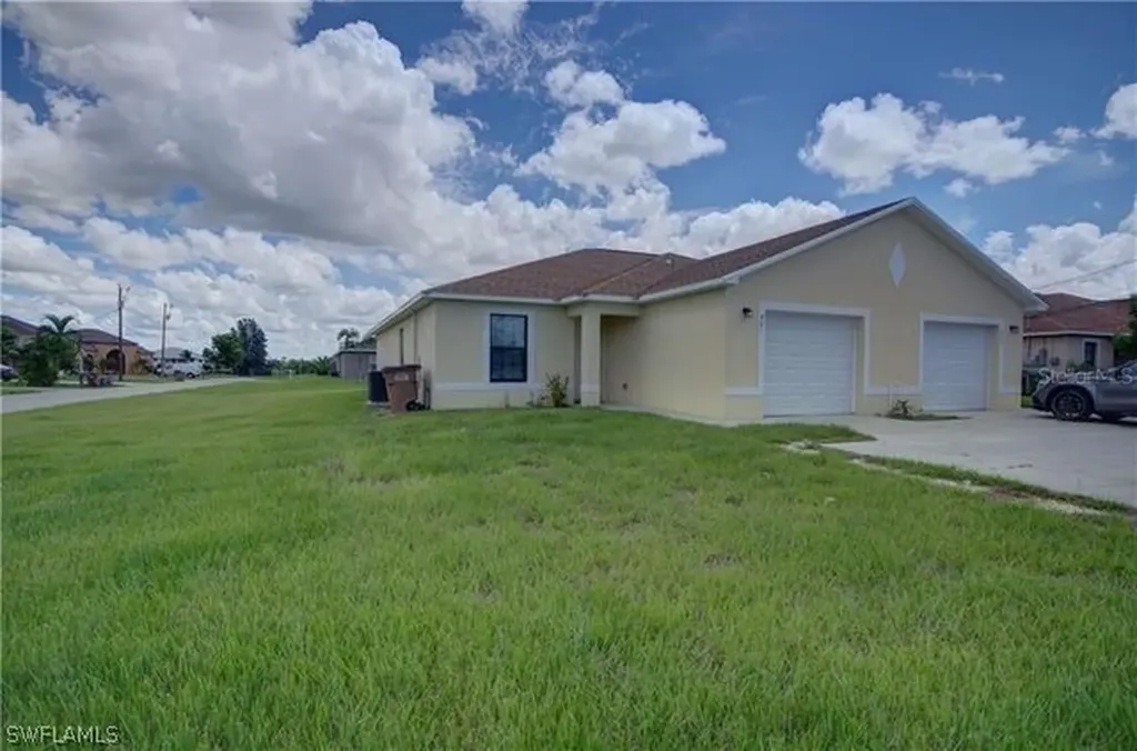 401 Nicholas Parkway W Cape Coral FL 33991